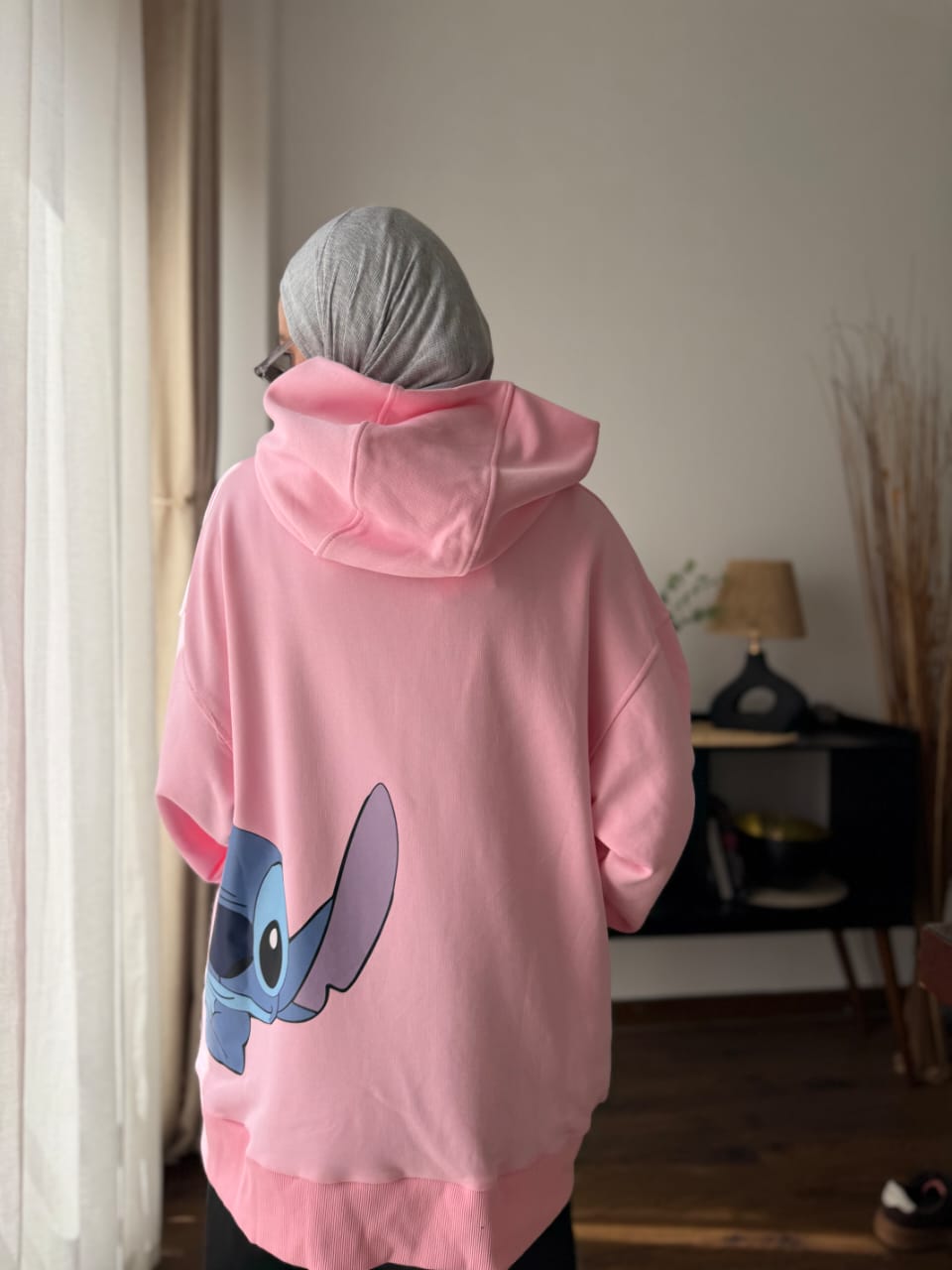 Woman Pink Stitch Sweatshirt