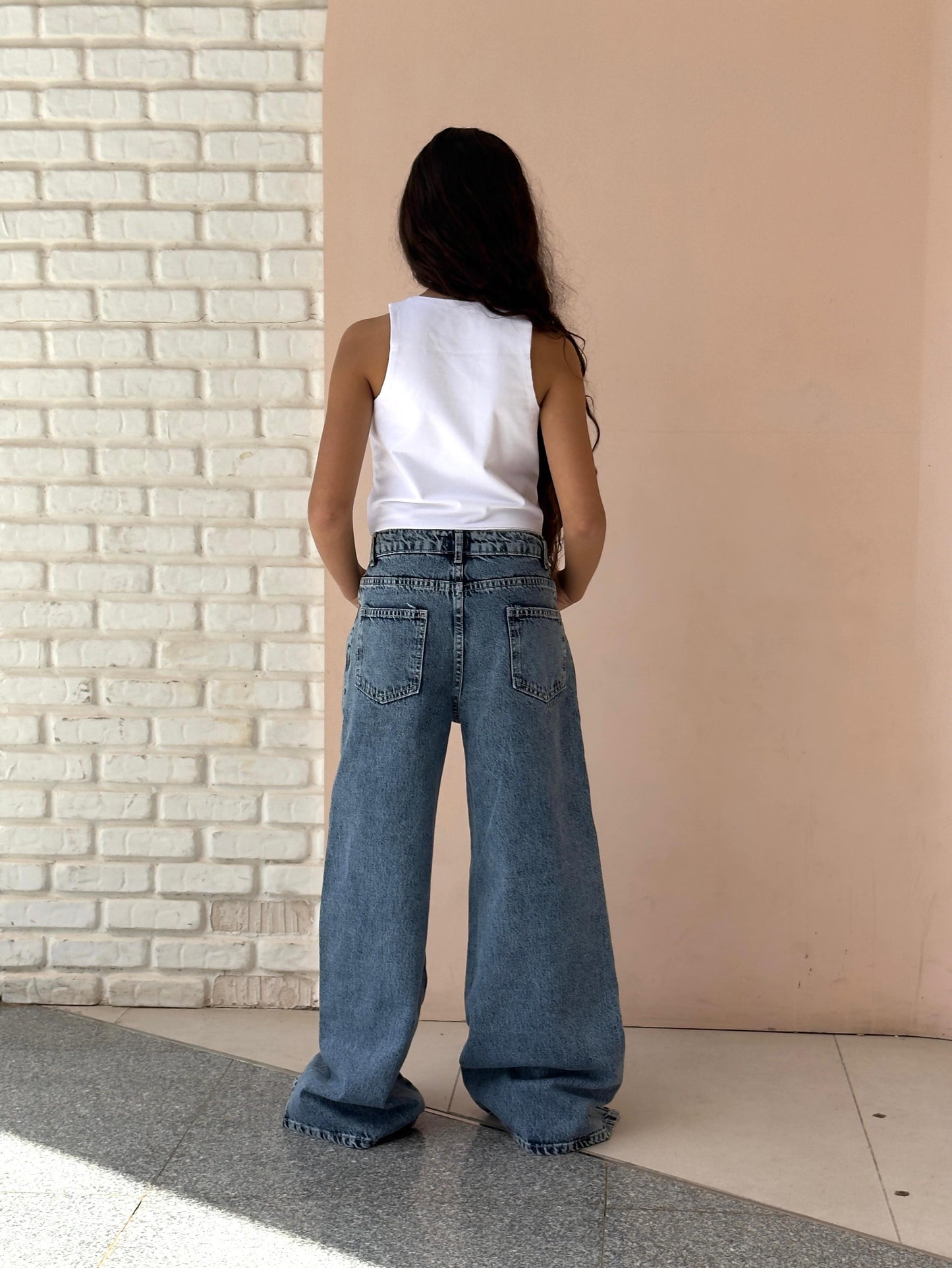 Open Leg Jeans