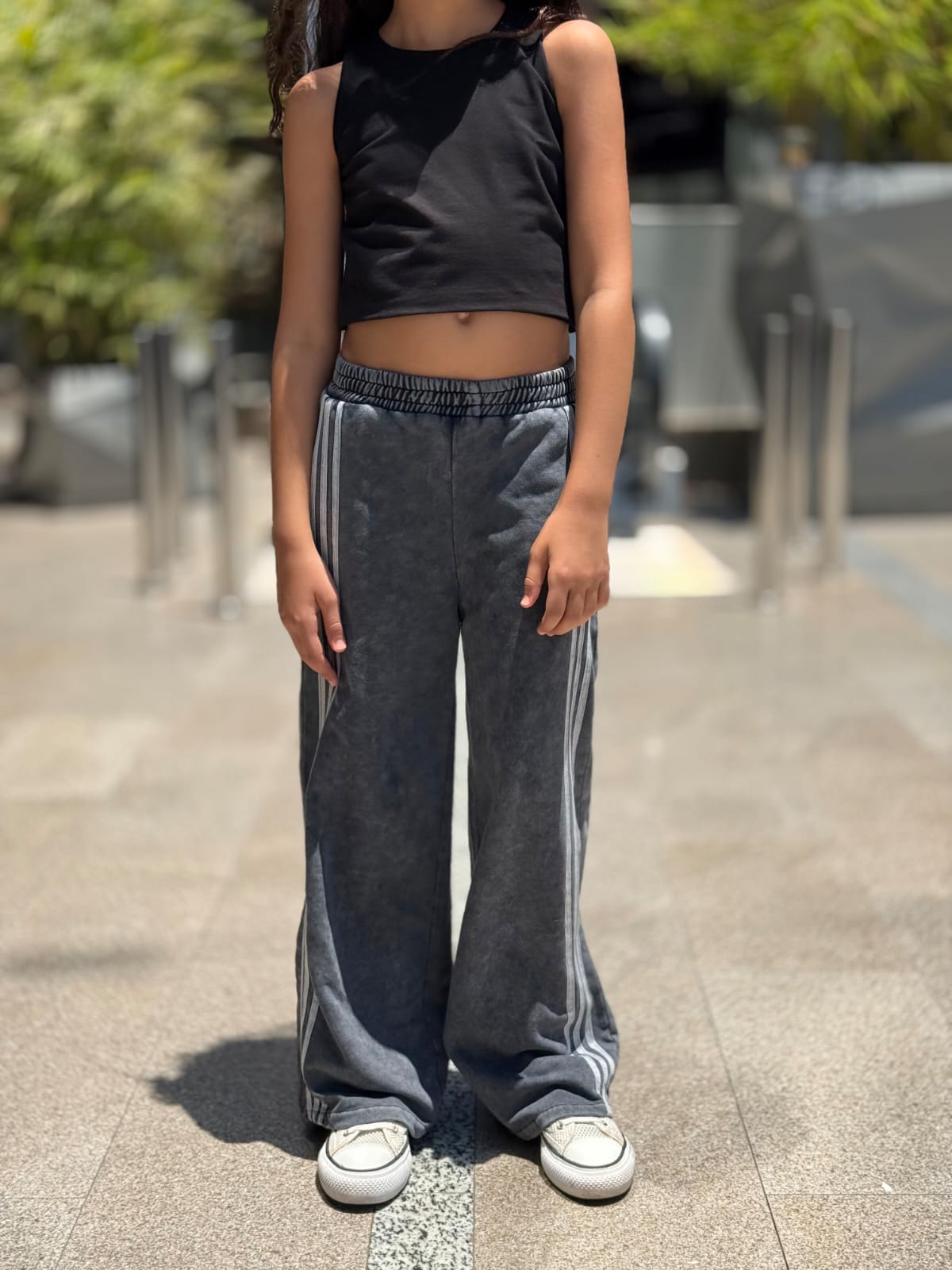Black Basic Cut